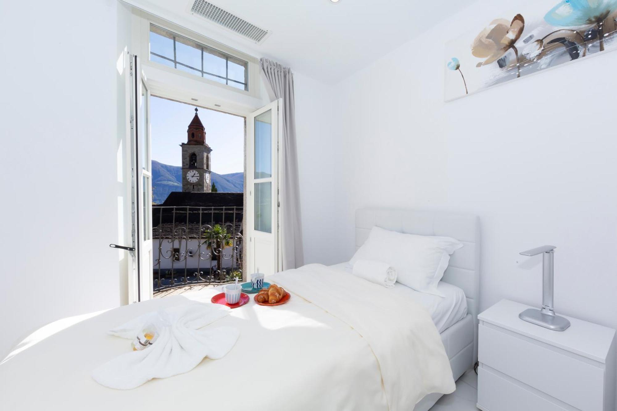 Yellow View Apartment - Happy Rentals Ronco sopra Ascona Exterior foto